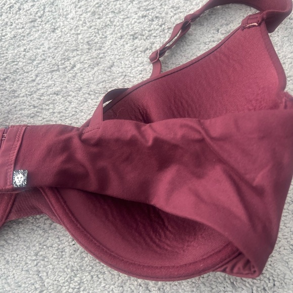 Anne Klein‎ Burgundy Garment - Picture 5 of 6